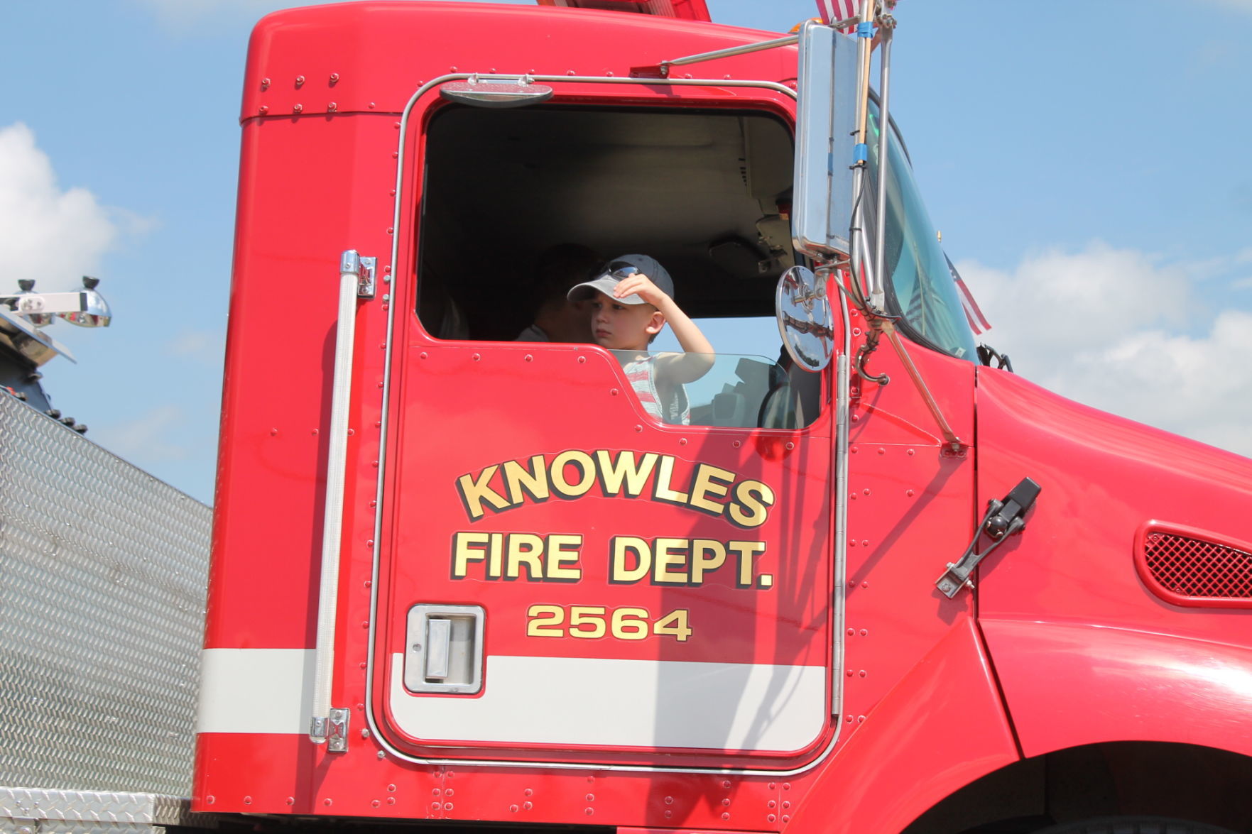 Knowles July 4 Parade 012.JPG